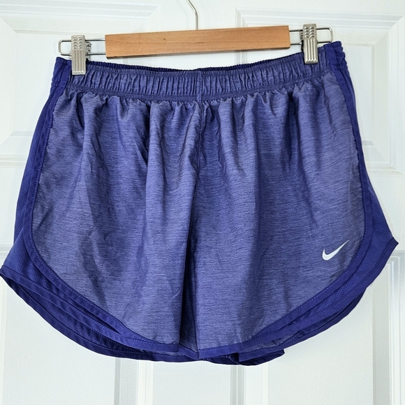3/$25 Nike Tempo Dri-fit Women's Purple Running Shorts XL - Picture 3 of 6